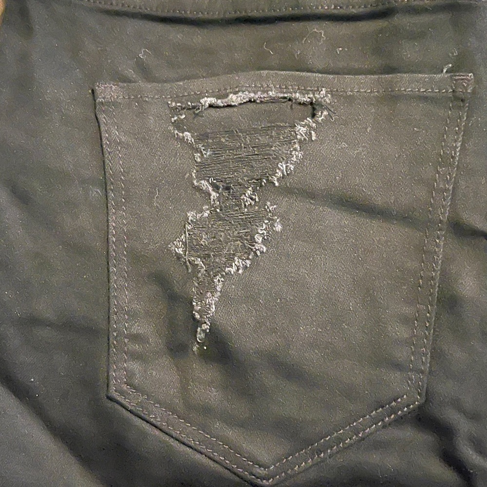 HOLLISTER SIZE 15L RIPPED STYLE - Picture 2 of 12